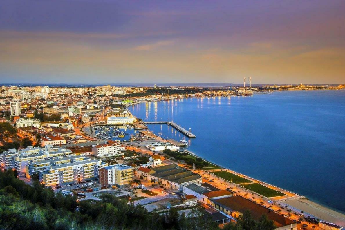 Casa Da Avenida I Apartment Сетубал Екстериор снимка